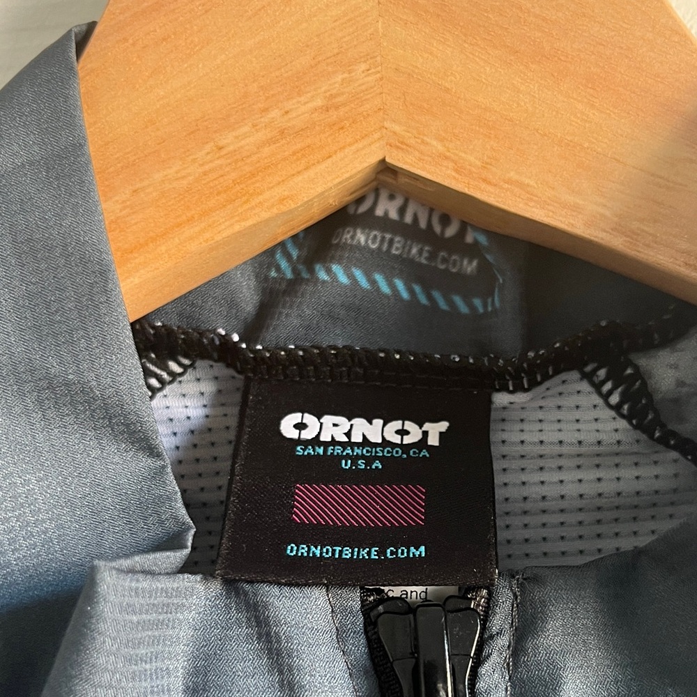 OrNot Women's Lightweight Cycling Vest - Picture 2 of 4